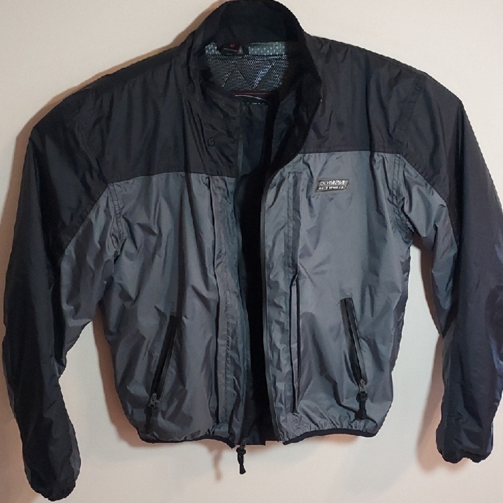 Men's Gray Lightweight Jacket - image 1